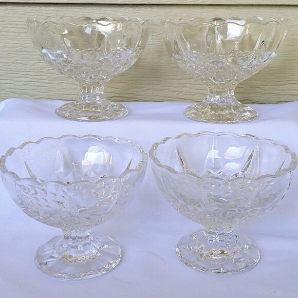 4 Cristal d'Arques Longchamp Footed Bowls Fruit Dessert Scalloped Rims - Picture 1 of 9